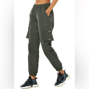 Alo Yoga Green Polyester Sport Pants